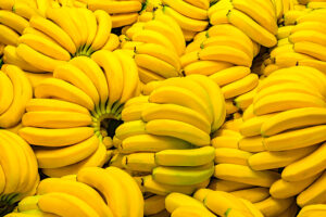 Fresh,Banana,Yellow,Background,In,The,Fruit,Market. 0